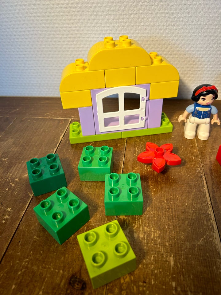 Lego Duplo, Snehvide