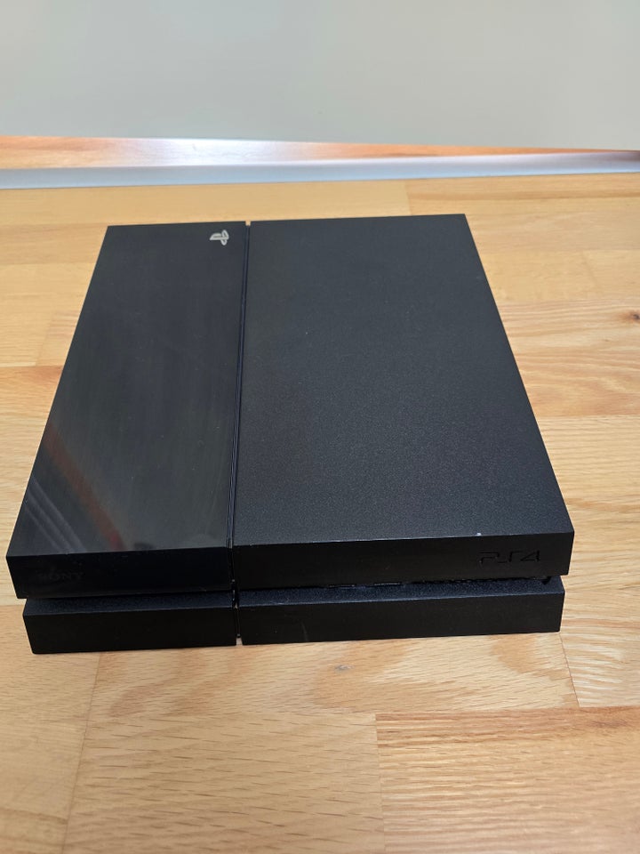 Playstation 4 MODEL CUH-1116A