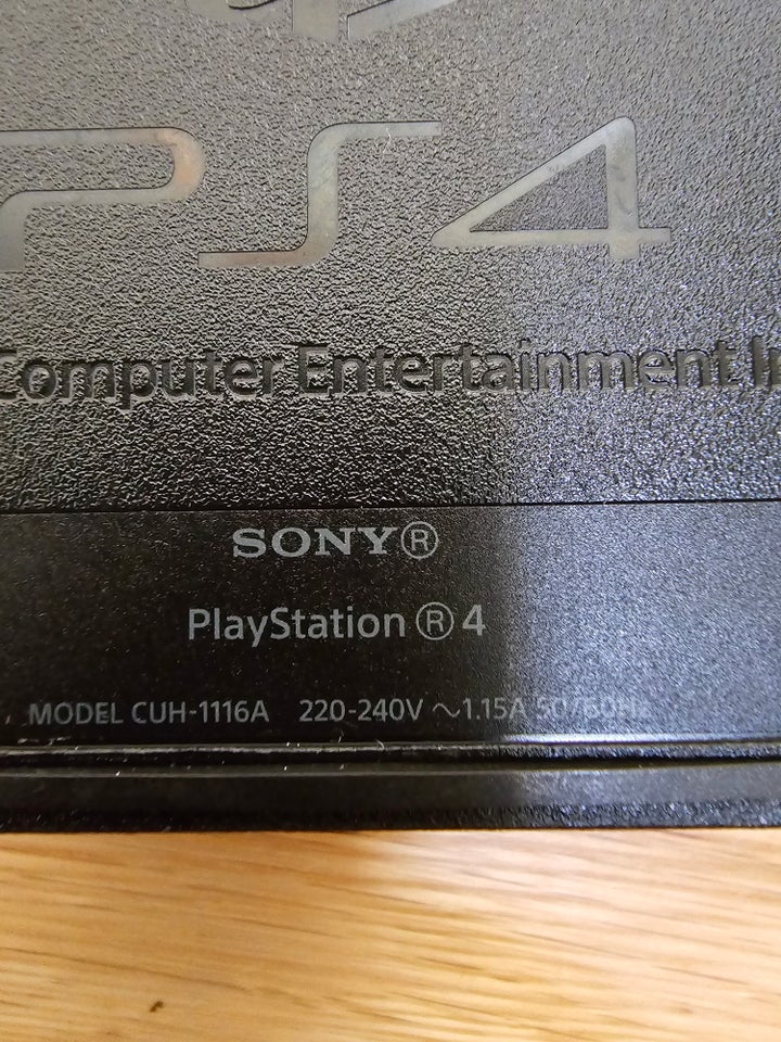 Playstation 4 MODEL CUH-1116A