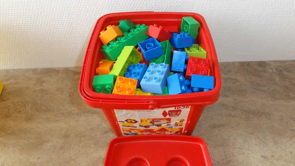 Lego Duplo, Rød kasse med