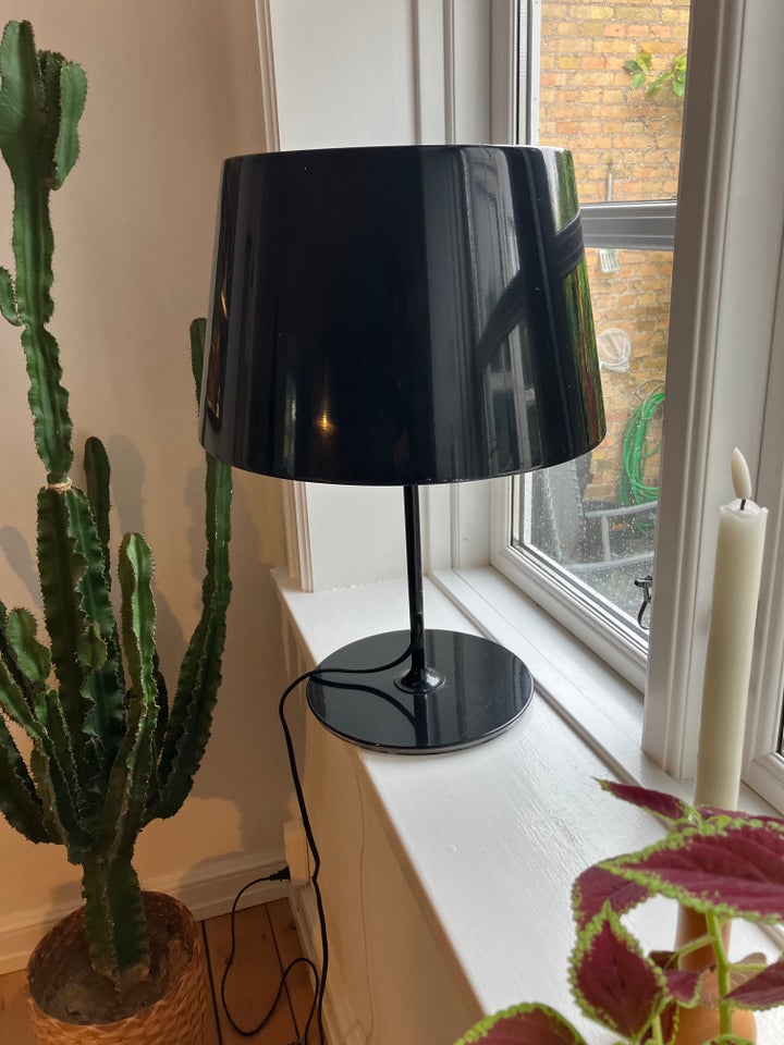 Arkitektlampe, Ikea bordlampe