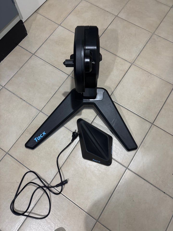 Hometrainer, Tacx FLUX SMART 2