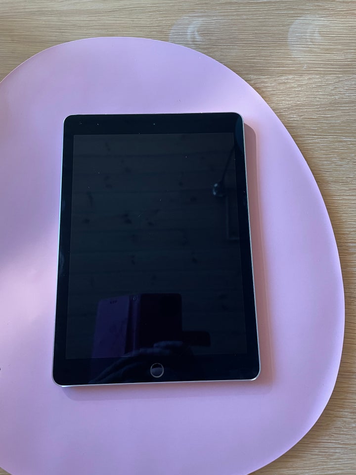 iPad Pro, 32 GB, sort