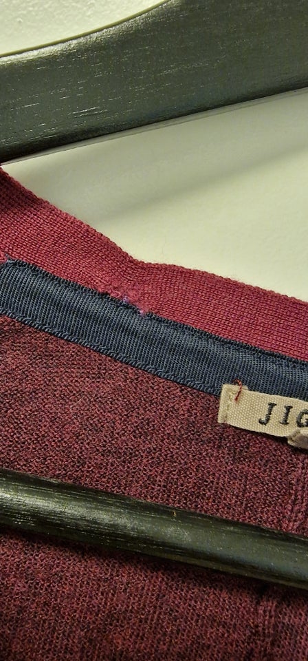 Cardigan, Jigsaw, str. 38