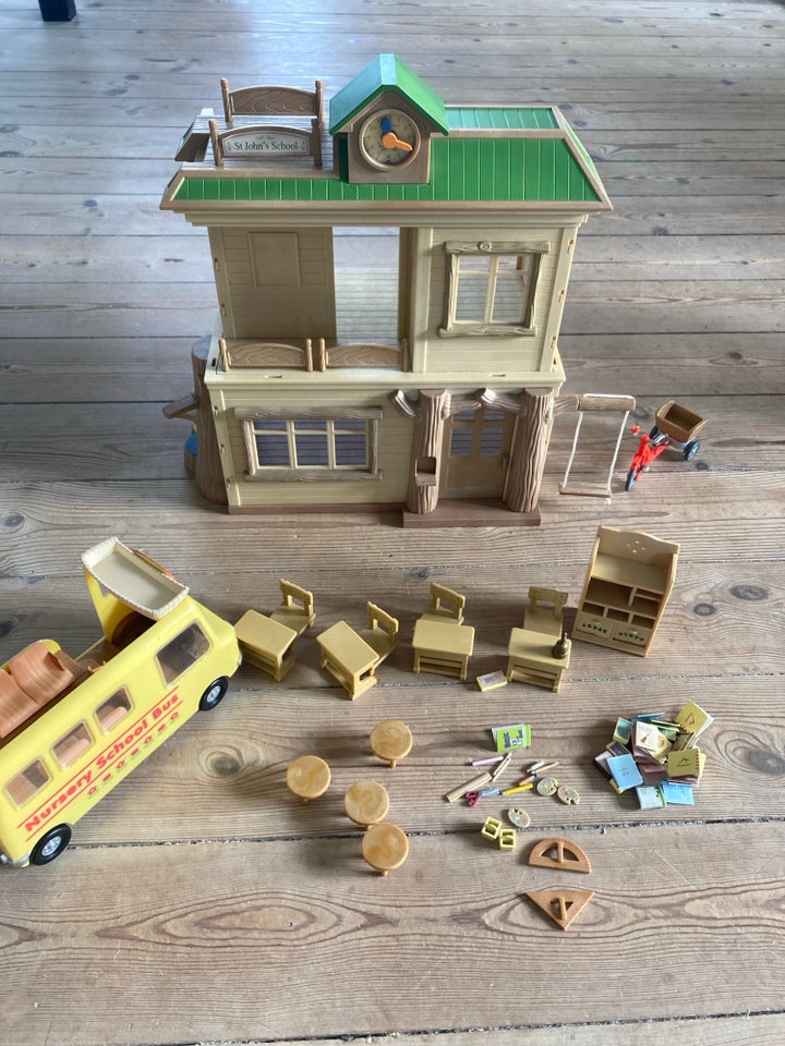 Sylvanian, Skolestue / skolebus,