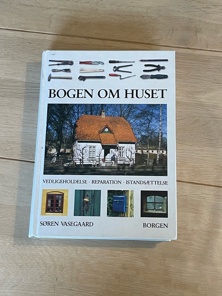 Bogen om huset, emne: hus og have