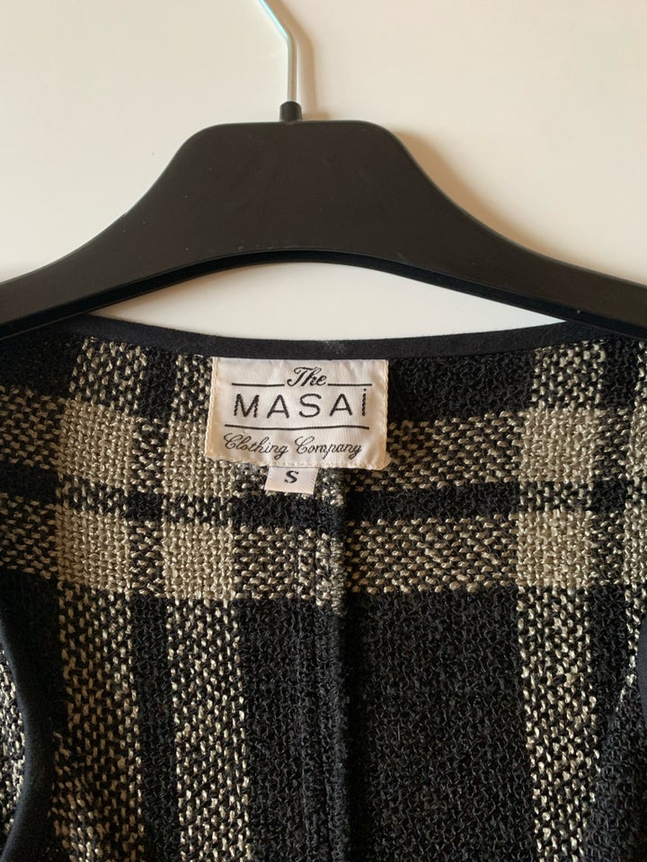 Cardigan, Masai, str. 38