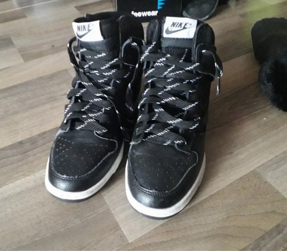 Sneakers, str. 37, Nike