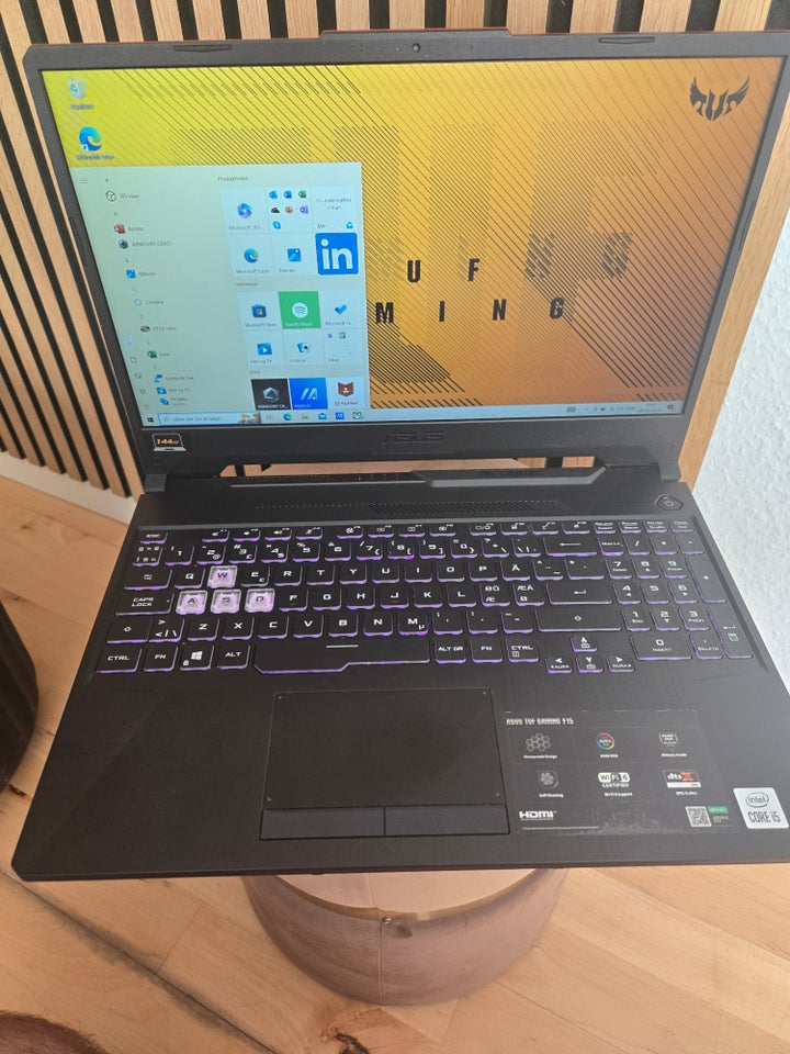 Asus Tuf gaming, Core i5 GHz, 8 GB ram