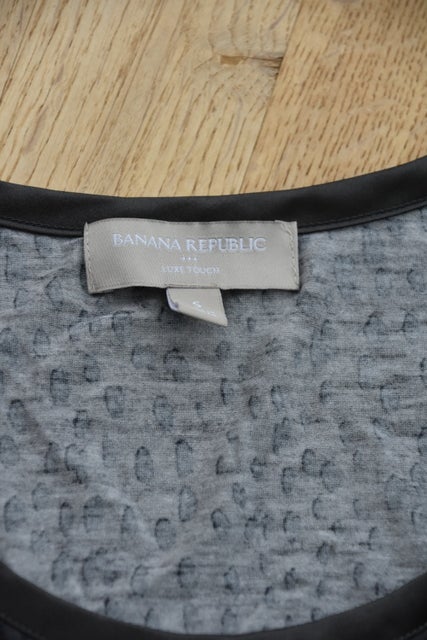 T-shirt Banana Republic str 38