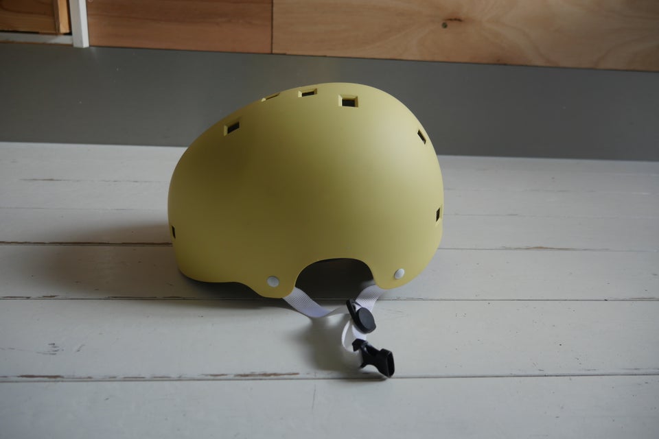 Cykelhjelm, Bike or skate helmet