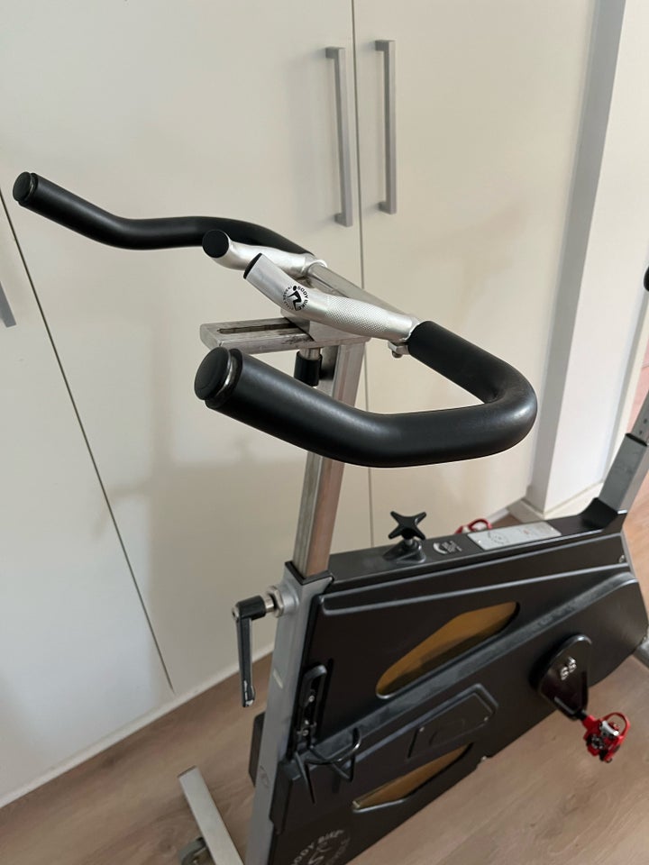 Spinningcykel, Body Bike indoor