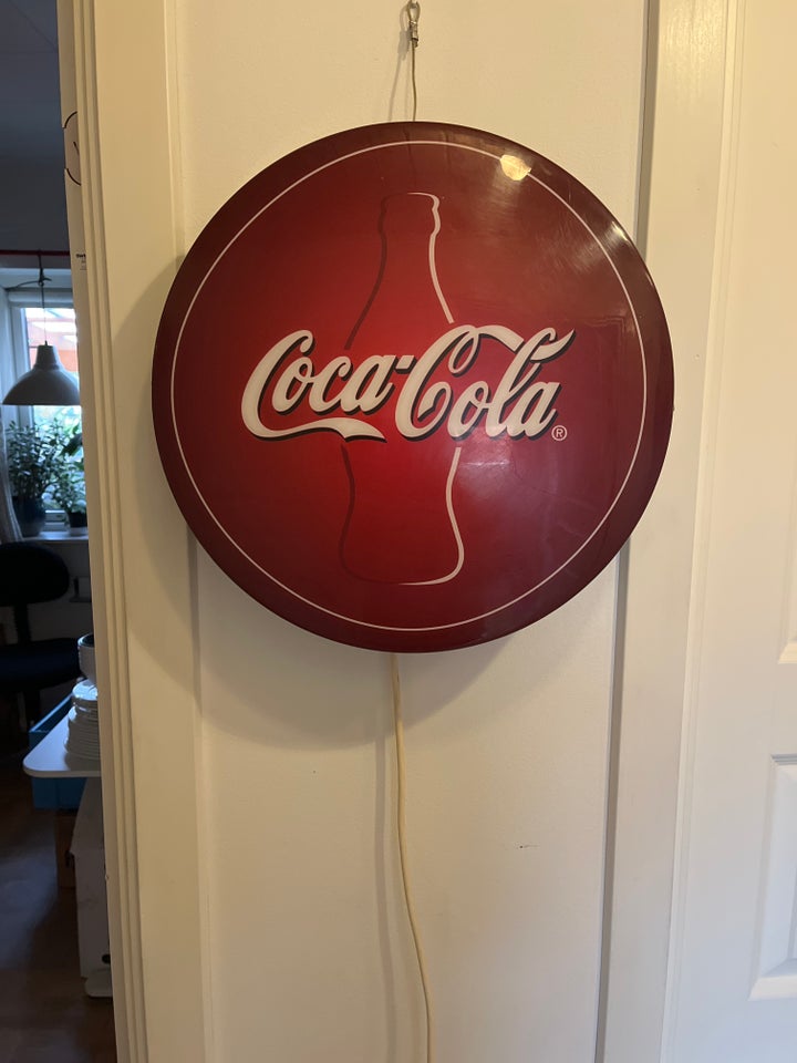 Coca Cola, Lys reklame