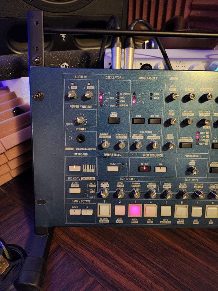 Synthesizer, Korg Ms2000r