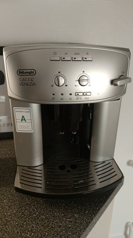 Kaffe/espressomaskine DeLonghi