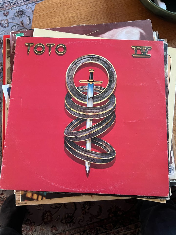 LP, Toto, IV