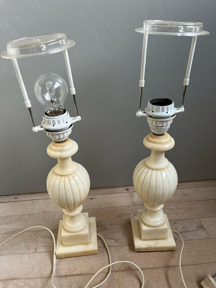 Anden bordlampe, Marmor