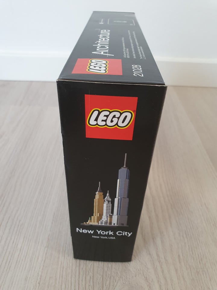 Lego Architecture 21028