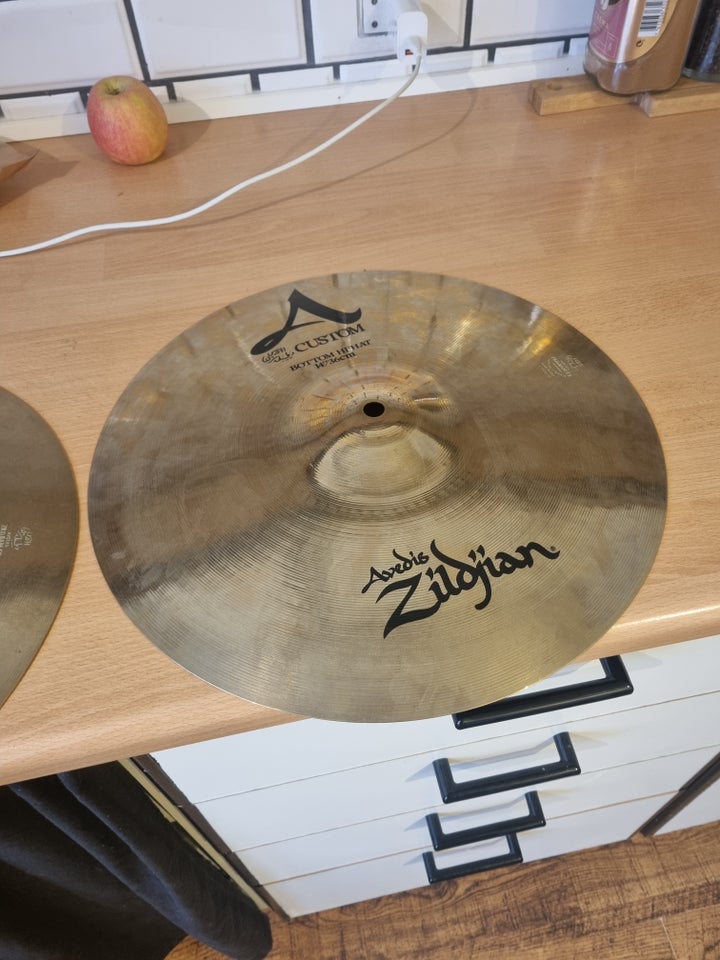 Bækken, Zildjian a custom 14 hat