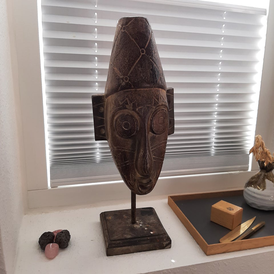 Afrikansk skulptur motiv: