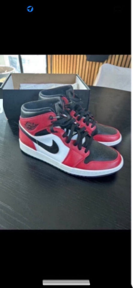 Sneakers Jordan 1 str 44