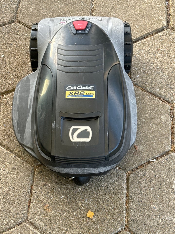 Robotplæneklipper, Cub cadet