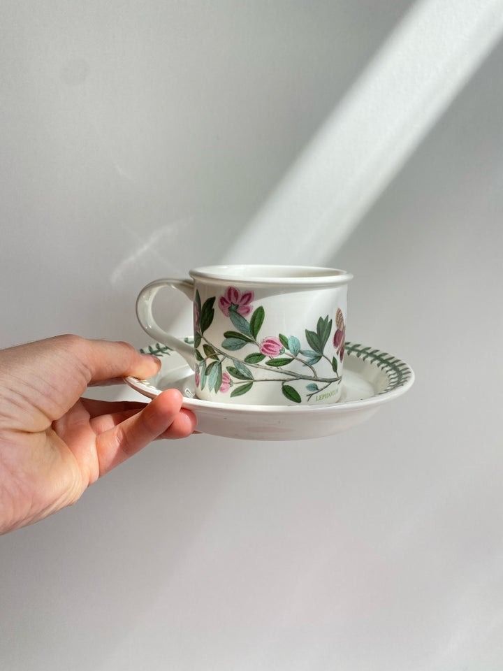 Porcelæn Kaffekop med underkop og