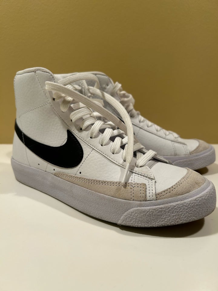 Sneakers str 38 Nike