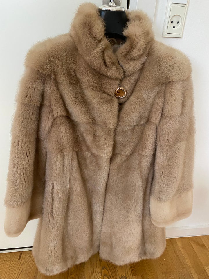 Pels, str. 38, Aobaisai furs