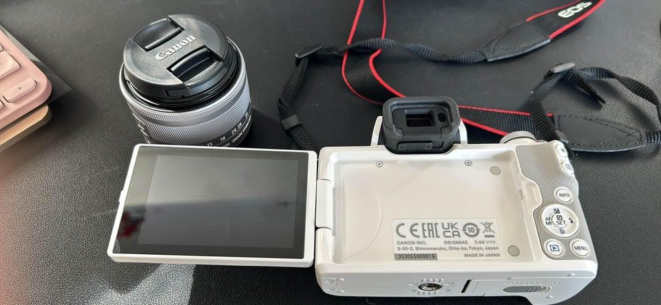 NEW Canon EOS M50 Mark II M...