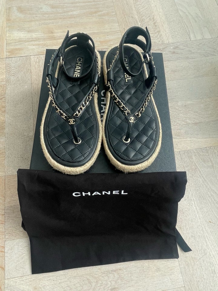 Sandaler str 39 Chanel