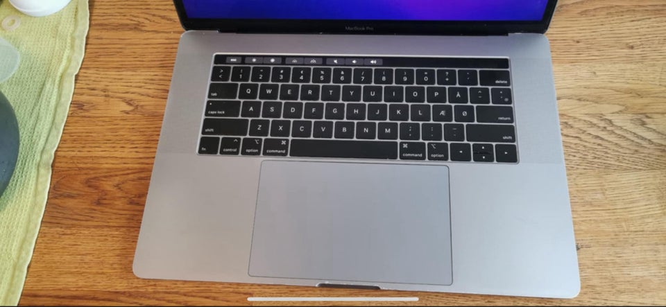 MacBook Pro, MacBook Pro 15", 2.9