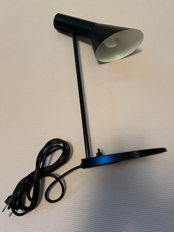 Arne Jacobsen AJ mini bordlampe