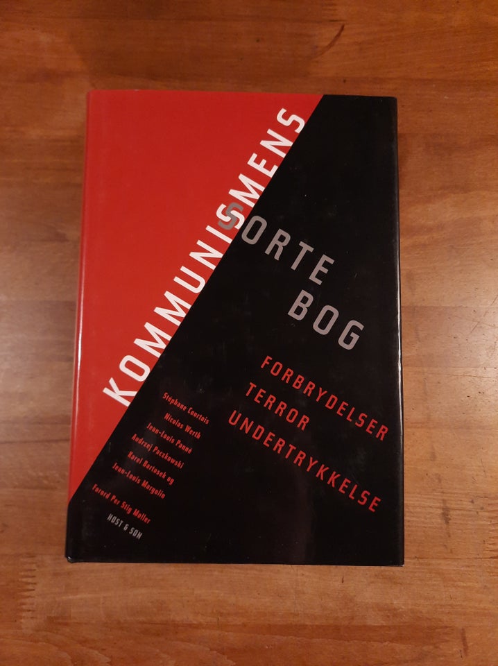 Kommunismens Sorte bog