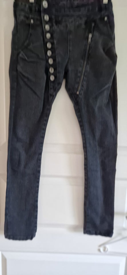 Jeans  str 30