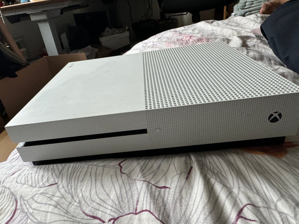 Xbox one s console Xbox One