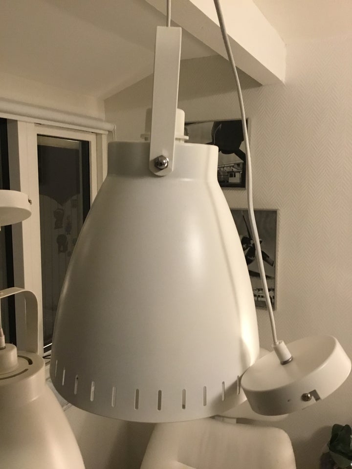 Anden loftslampe