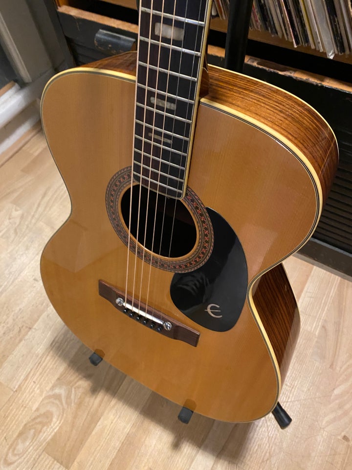 Western, Epiphone FT-135 Cortez