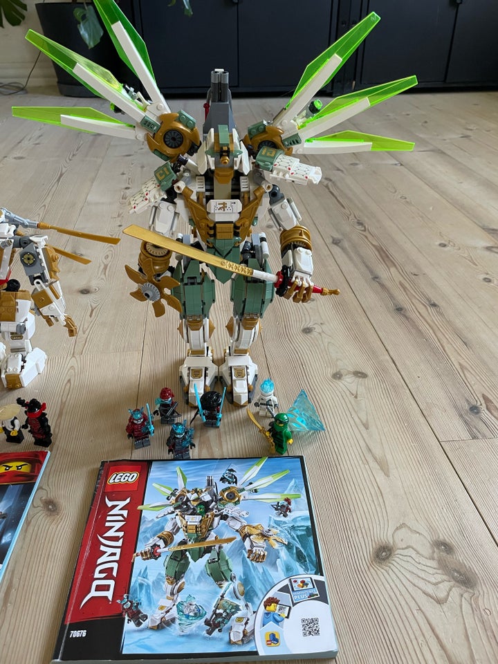 Lego Ninjago, 70676  71702