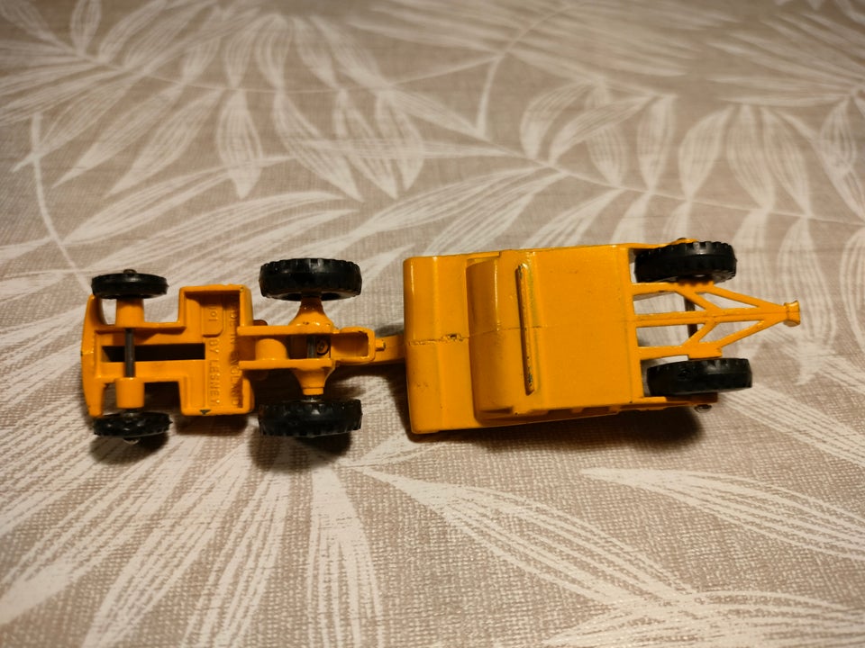 Modelbil, Matchbox Caterpillar