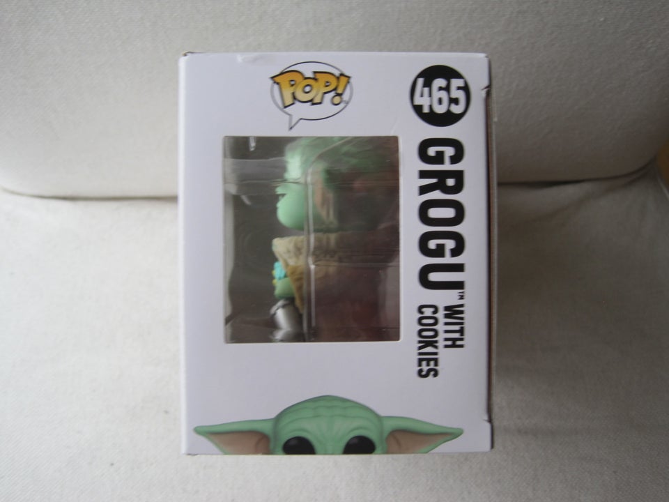 Funko Pop #465 Grogu with cookies