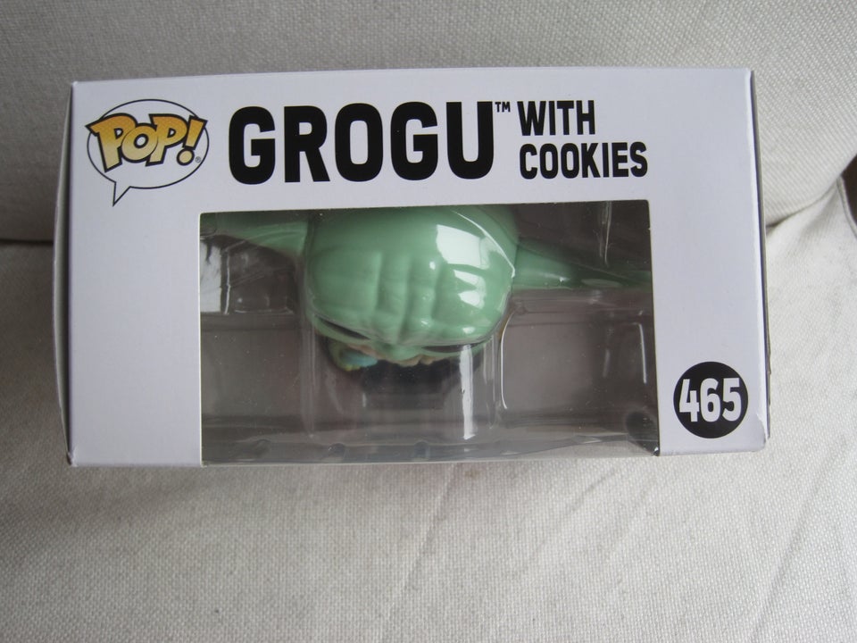 Funko Pop #465 Grogu with cookies