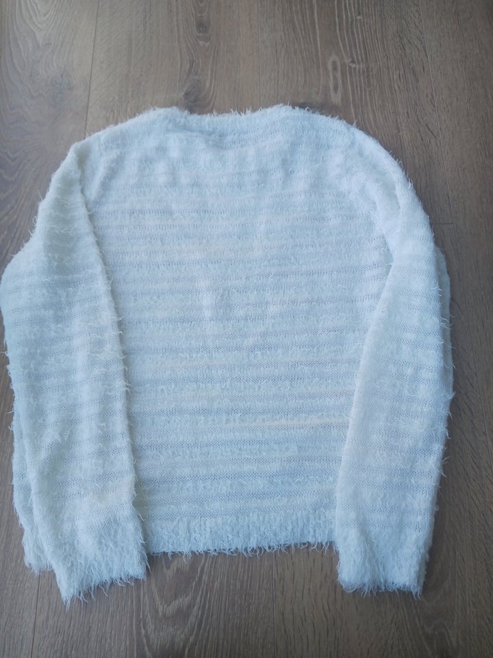 Sweater, Sisters Point, str. 38