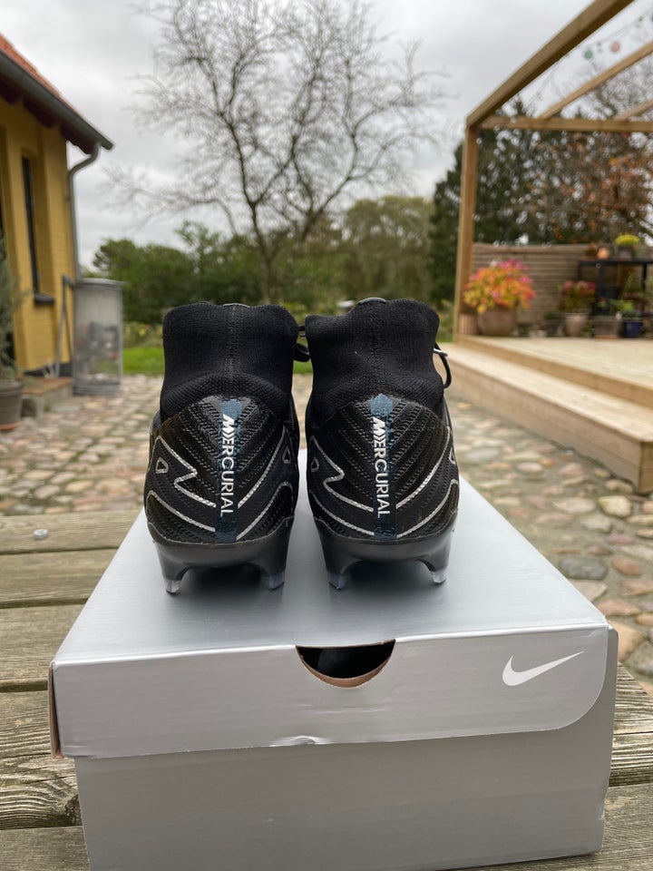 Fodboldstøvler, Zoom Superfly 9