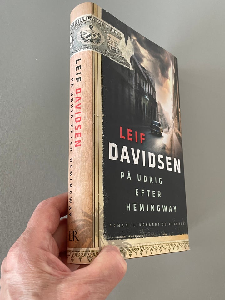 På udkig efter Hemingway, Leif