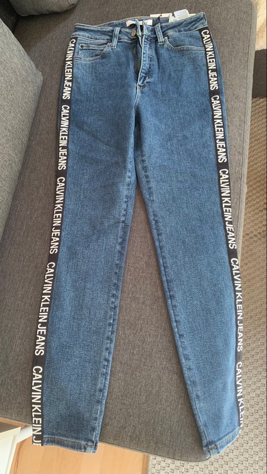 Jeans, Calvin Klein, str. 28