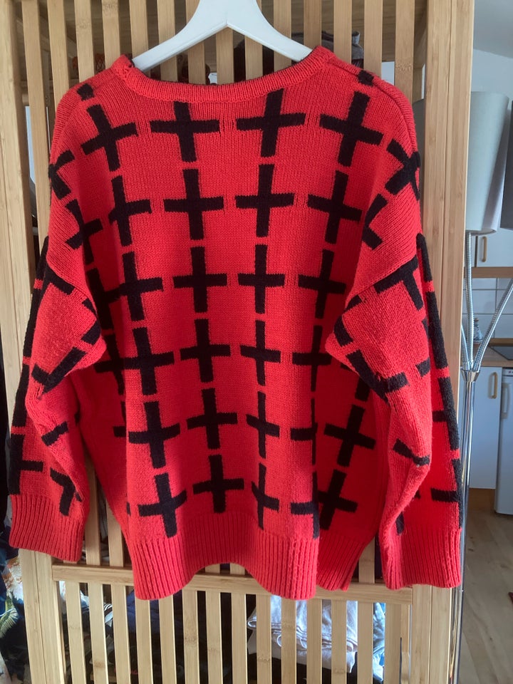 Sweater, Vila, str. 36