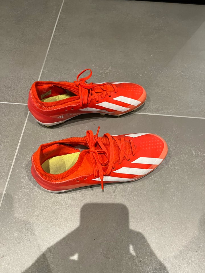 Fodboldstøvler, Adidas