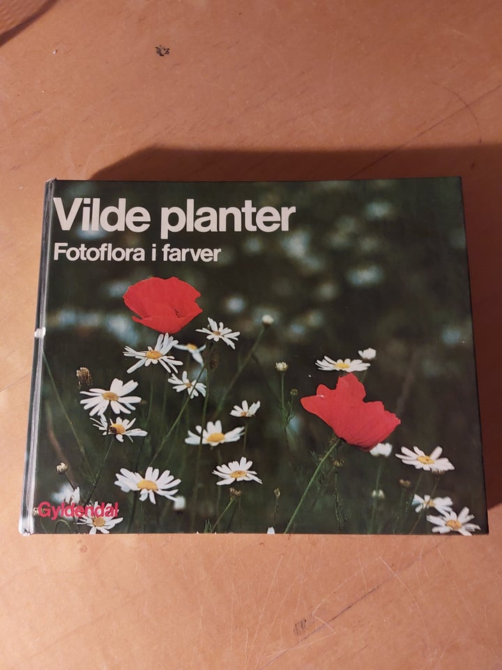 Vilde planter. Fotoflora i farver,