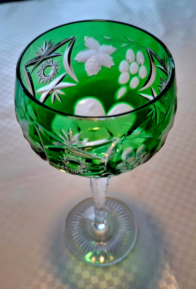 Glas, Vinglas, Farvede